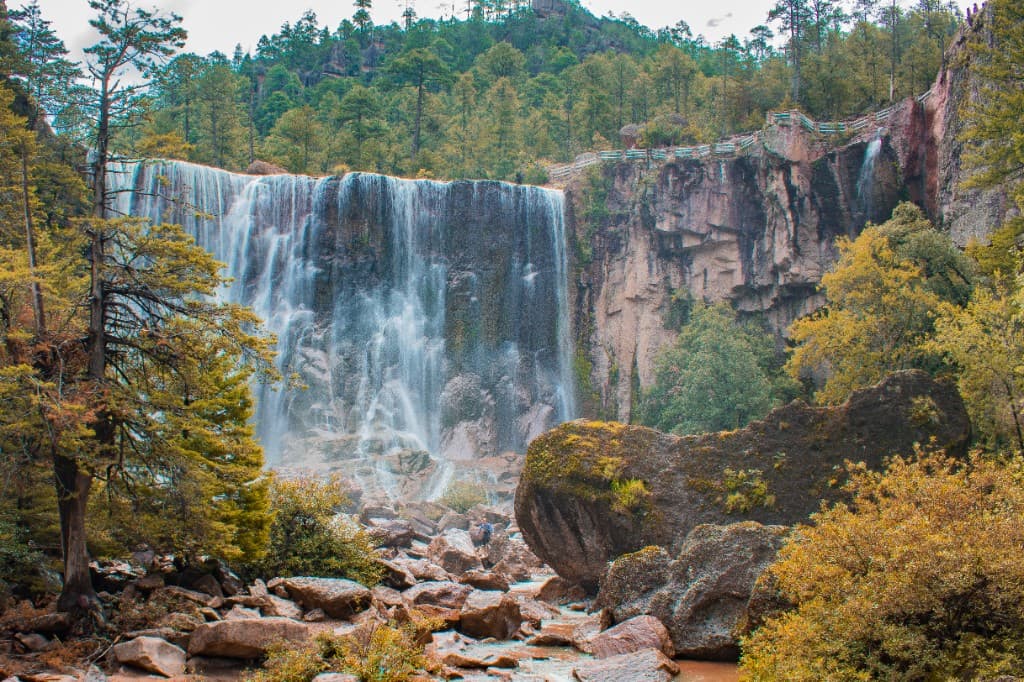 Tour Cascada de Cusarare